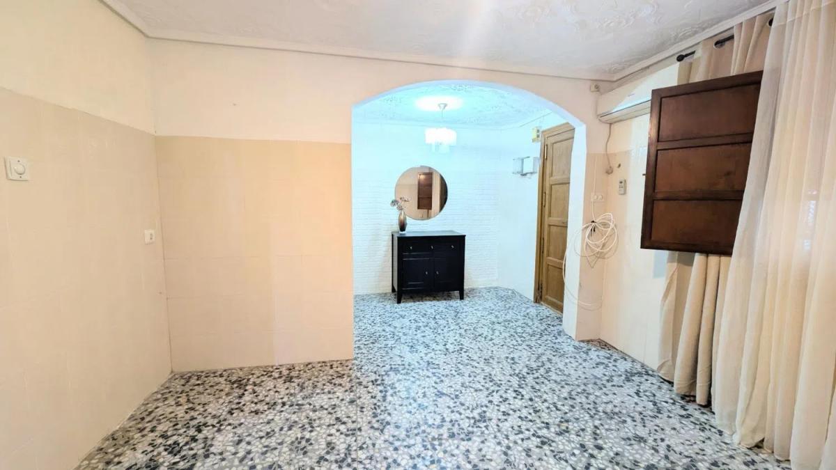 Properties for sale and rent in Spain photo 4