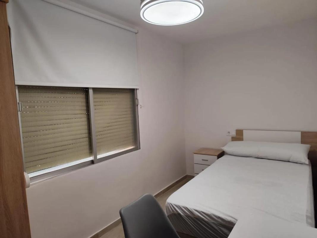 Venta de piso en Barrio Los Ángeles, Alicante / Alacant
 photo 2
