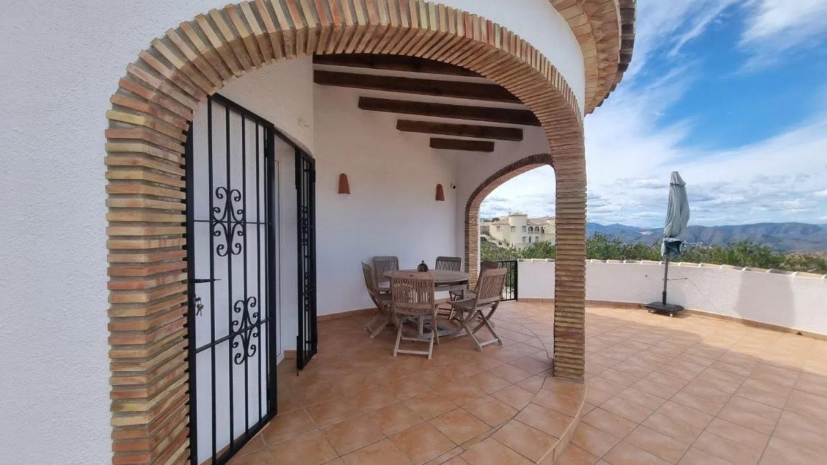 Propiedades en venta y alquiler en España photo 4