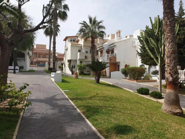 Casa independiente en avenida del Carabasí photo 1