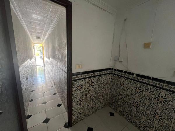 Casa de pueblo en calle Leopoldo Navarr photo 1