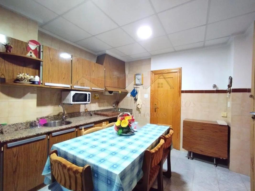Недвижимость на продажу и в аренду в Испании photo 1