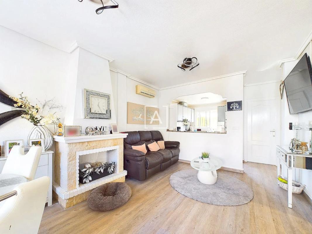 Properties for sale and rent in Spain photo 5