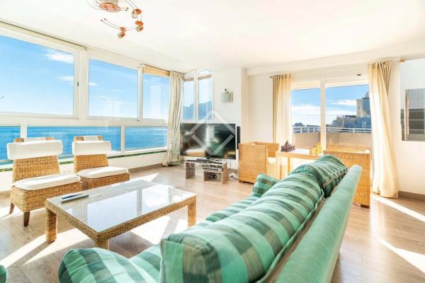 Дуплекс на продажу в Avenida Avenue playa de la fosa, Кальпе photo 1