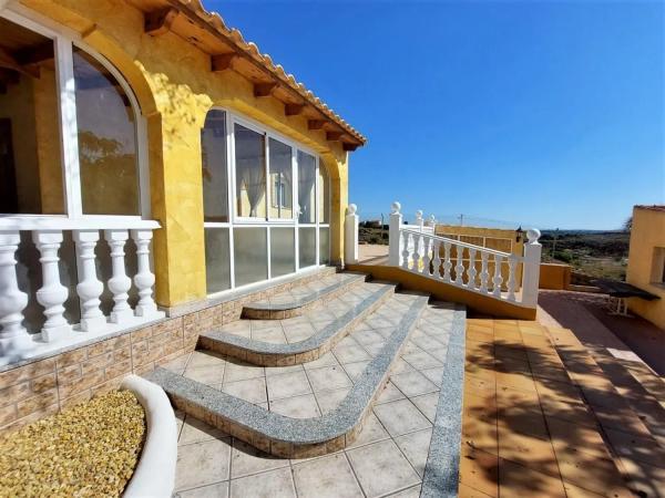 Продажа квартиры в Barrio San Crispín, Эльче photo 1