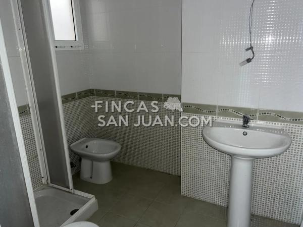 Apartment for sale in  Avenida d l`Almássera, San Vicente del Raspeig photo 1