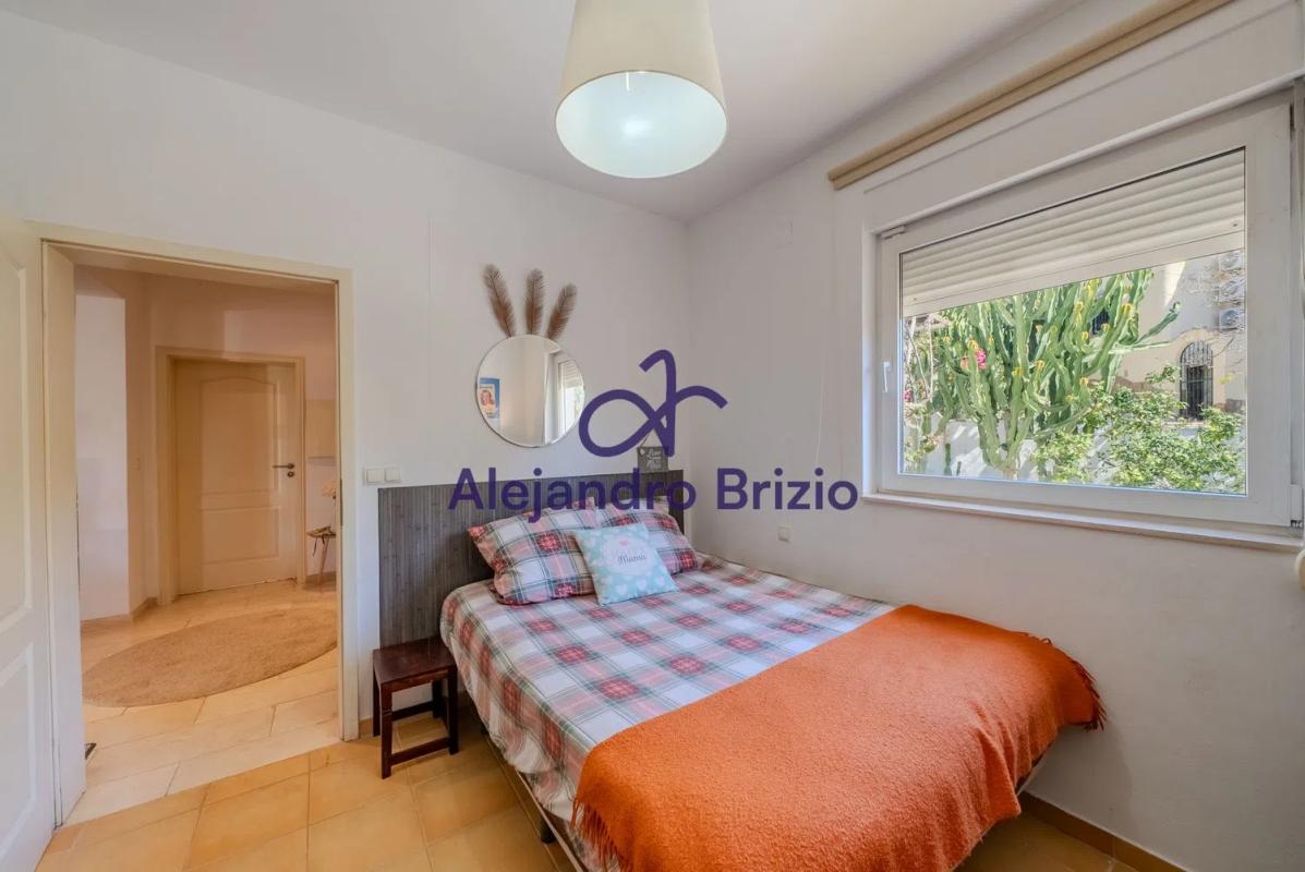 Properties for sale and rent in Spain photo 1