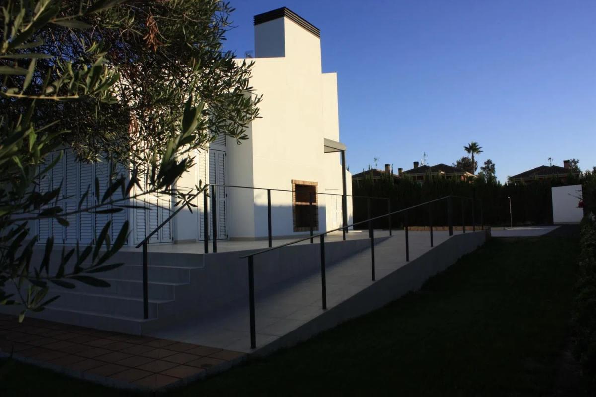Properties for sale and rent in Spain photo 1