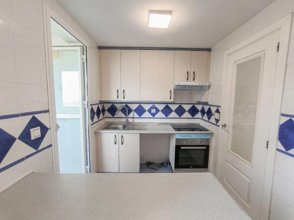 Apartment for sale in  Pueblo Poniente, Benidorm photo 4