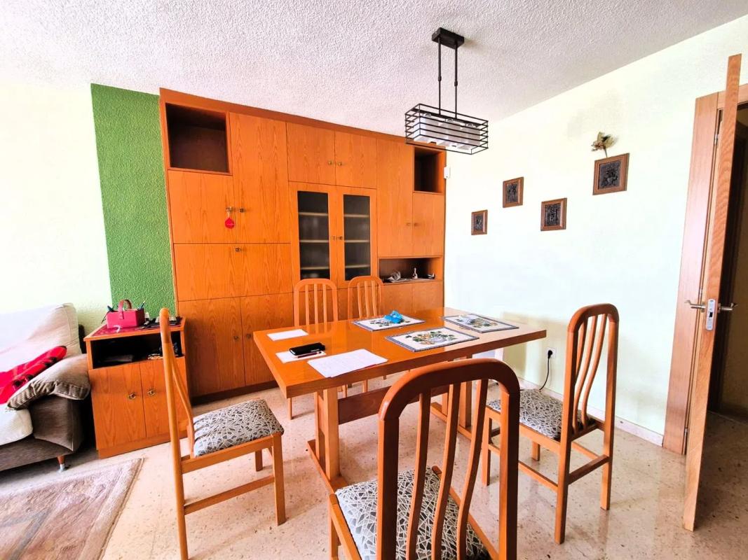 Sale of apartment in Avenida d'Alcoi, El Campello
photo 1