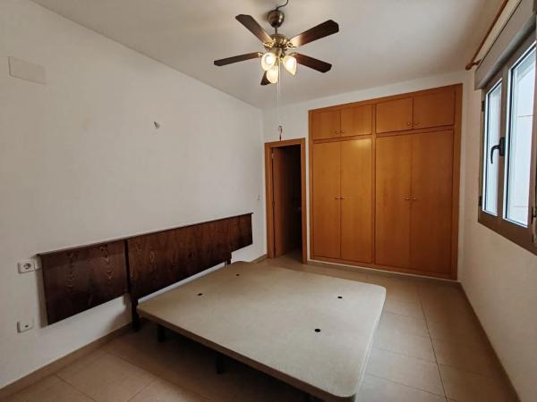 Apartment for sale in  Calle Colón, San Vicente del Raspeig photo 2