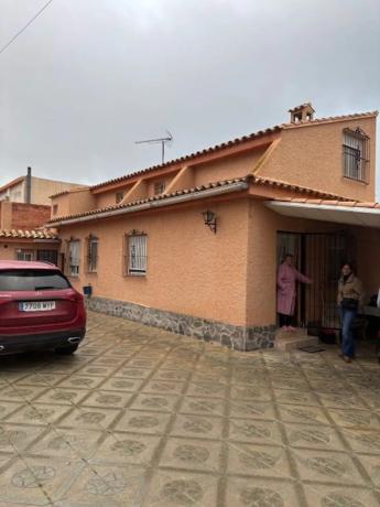Casa independiente en calle Francisco de Orellana, 2 photo 1