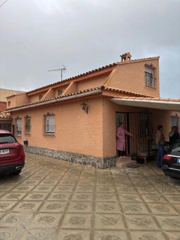 Propiedades en venta y alquiler en España photo 5