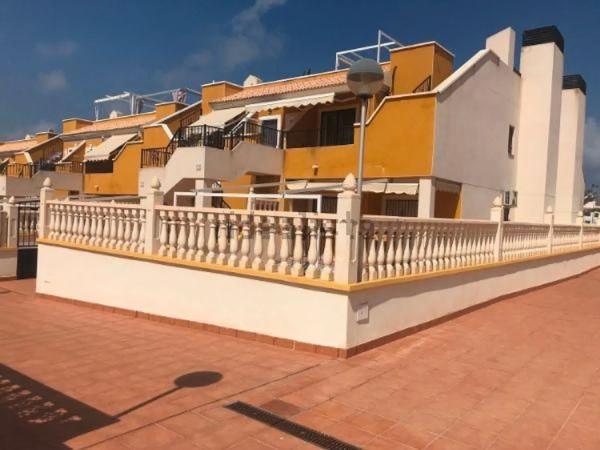 Chalet adosado photo 3