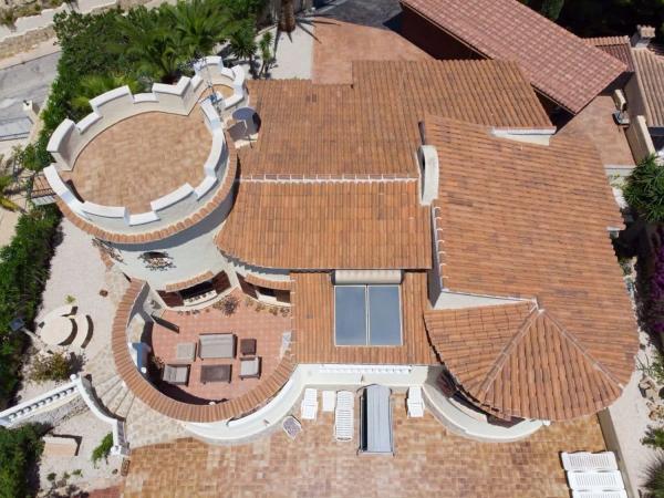 Chalet independiente en venta en  Calistros, Benitachell photo 1