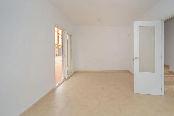 Chalet pareado en calle Serra Grossa photo 4
