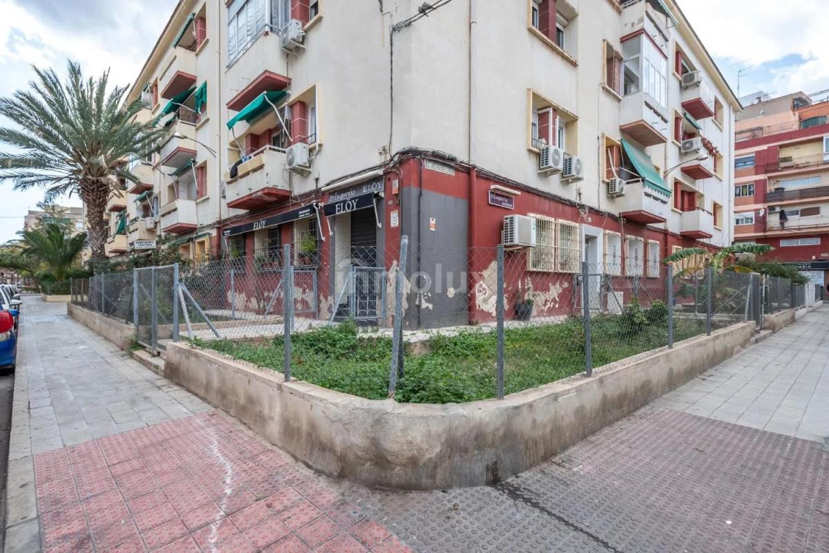 Venta de piso en Calle Fidel Pastor Carrillo, Alicante / Alacant
photo 3