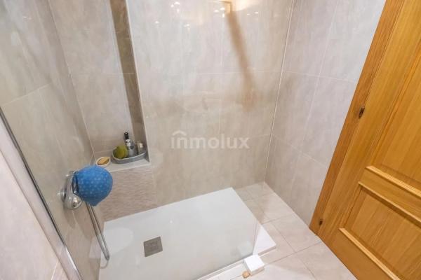 Продажа квартиры в  Calle Fidel Pastor Carrillo, Аликанте photo 4