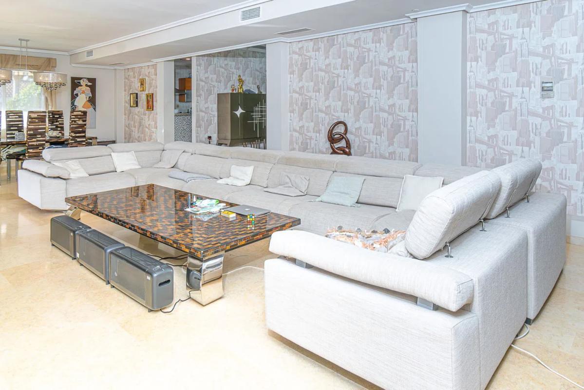 Properties for sale and rent in Spain photo 3