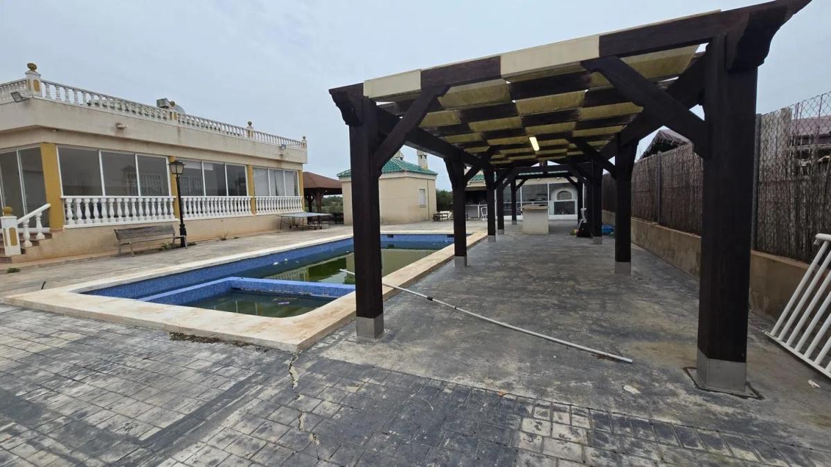Propiedades en venta y alquiler en España photo 3