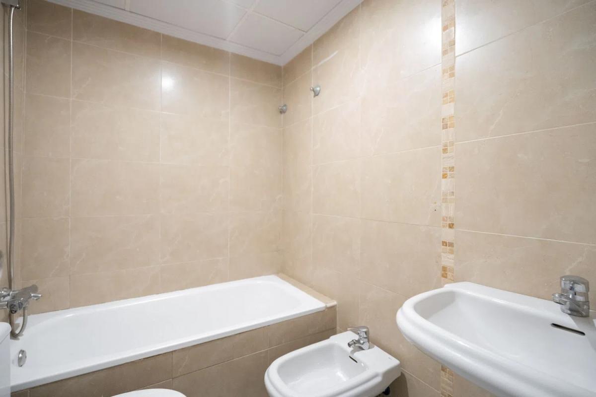 Venta de piso en Calle Moriones, Torrevieja
photo 3