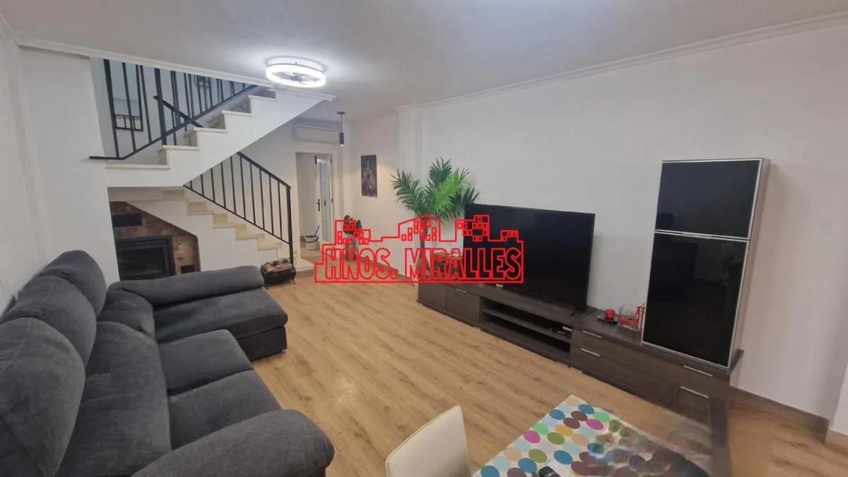 Properties for sale and rent in Spain photo 4