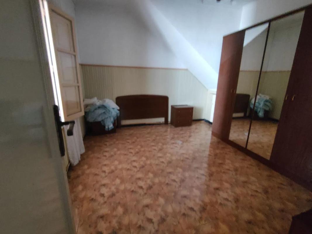 Properties for sale and rent in Spain photo 2