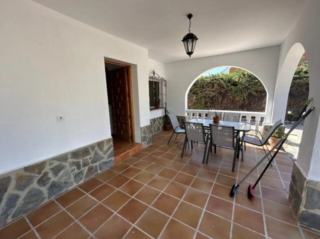 Sale of independent chalet in Monforte del Cid, Monforte del Cid
 photo 3