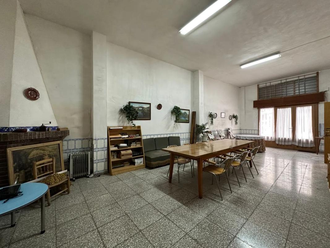 Properties for sale and rent in Spain photo 3