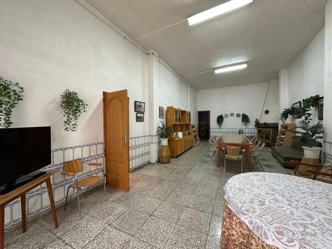 Properties for sale and rent in Spain photo 5