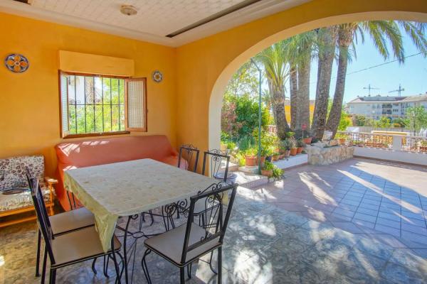 Chalet independiente en venta en  Partida Tosal - Zona dels Castellans, Jávea/Xàbia photo 4