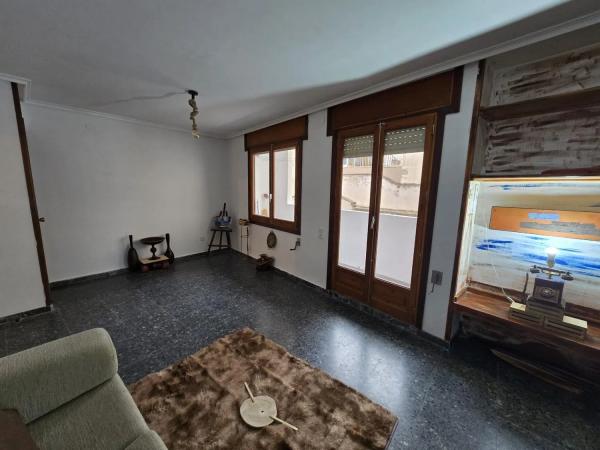 Sale of flat in Sax, Sax
 photo 1