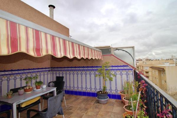 Penthouse for sale in  Barrio Plaza Crevillente-Juzgados, Elche / Elx photo 1