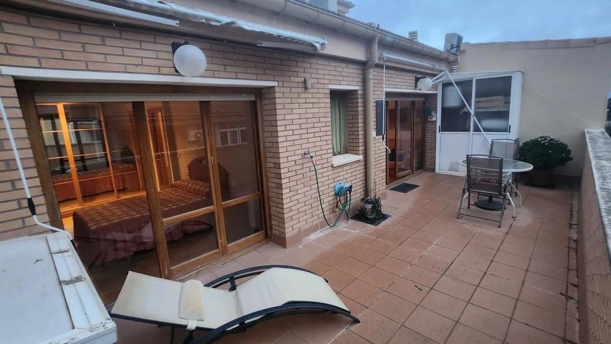 Penthouse sale in Calle Joan Fuster, Ibi photo 1