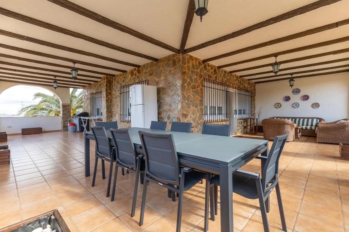 Недвижимость на продажу и в аренду в Испании photo 4