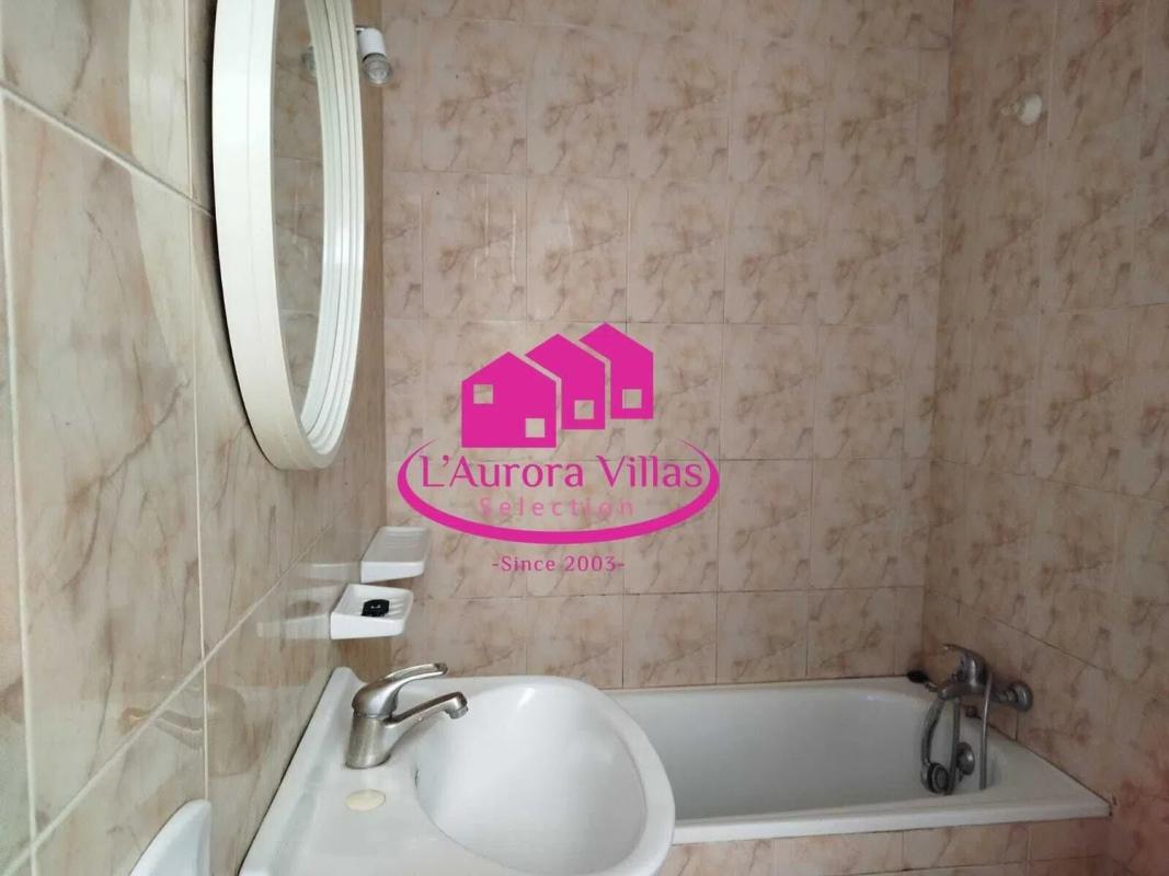 Недвижимость на продажу и в аренду в Испании photo 5