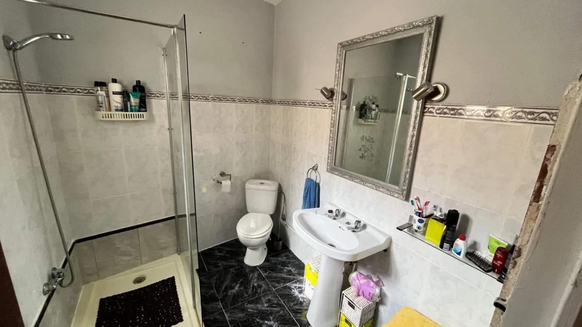 Propiedades en venta y alquiler en España photo 3