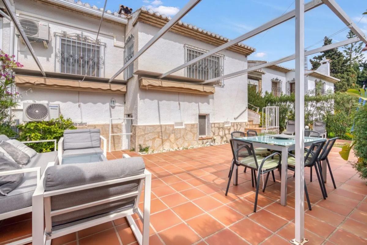 Properties for sale and rent in Spain photo 3