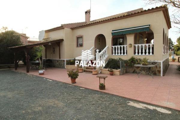 Detached villa for sale in Callosa de Segura, Callosa de Segura photo 1