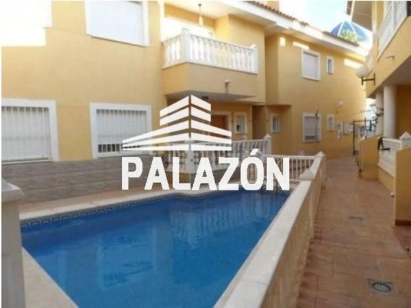 Квартира на продажу на Piso en Catral, Катрал photo 1