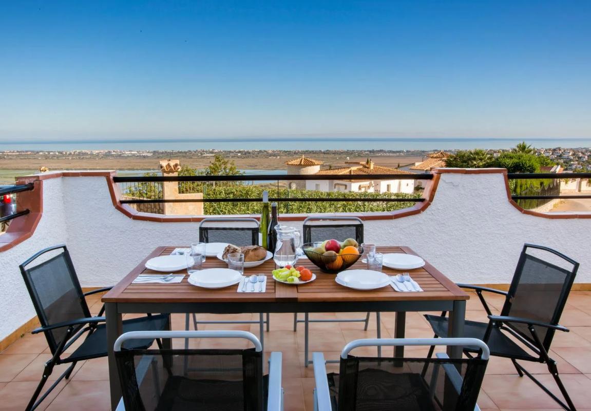 Sale of apartment in Calle los Geranios, 28, Pego
photo 4