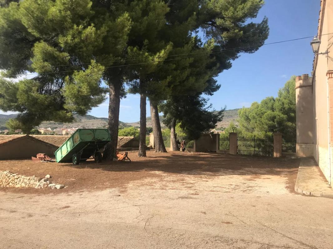 Properties for sale and rent in Spain photo 2