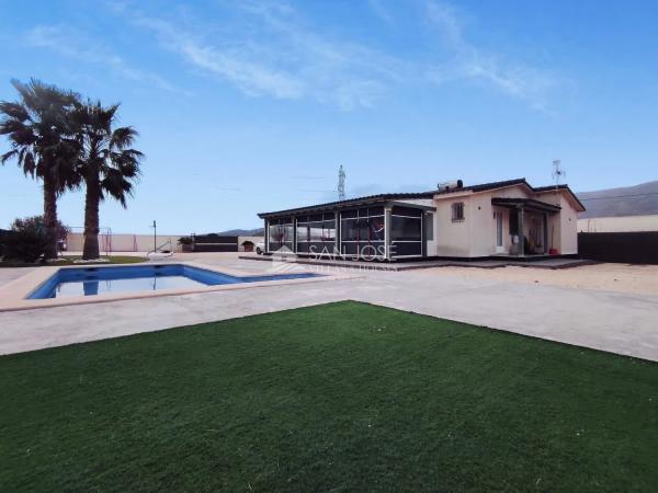 Casa independiente photo 1