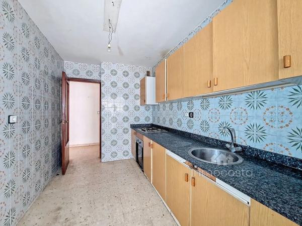 Piso en venta en  Calle de Pedro Cano Izquierdo, Mutxamel photo 1