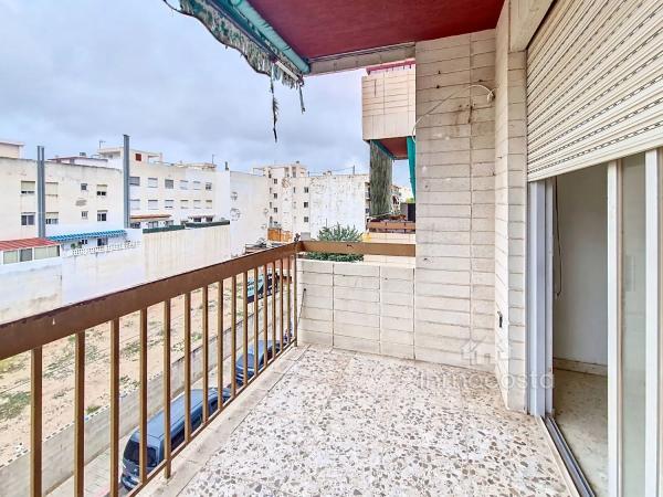 Piso en venta en  Calle de Pedro Cano Izquierdo, Mutxamel photo 3