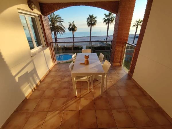 Piso en venta en Calle del Riu de Gallinera, 2, Denia photo 1