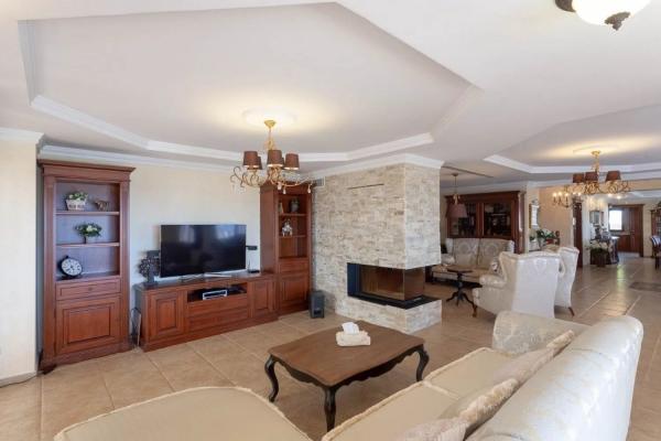 Detached villa for sale in  Calpe Pueblo, Calpe photo 2