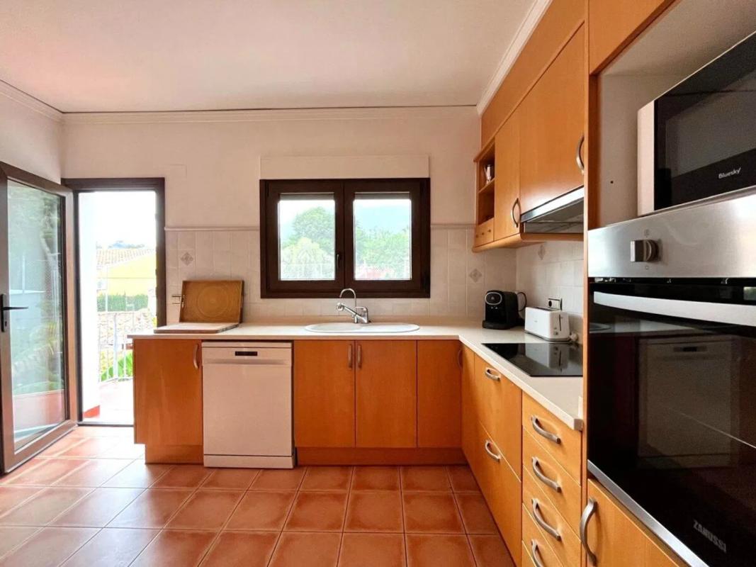 Propiedades en venta y alquiler en España photo 2