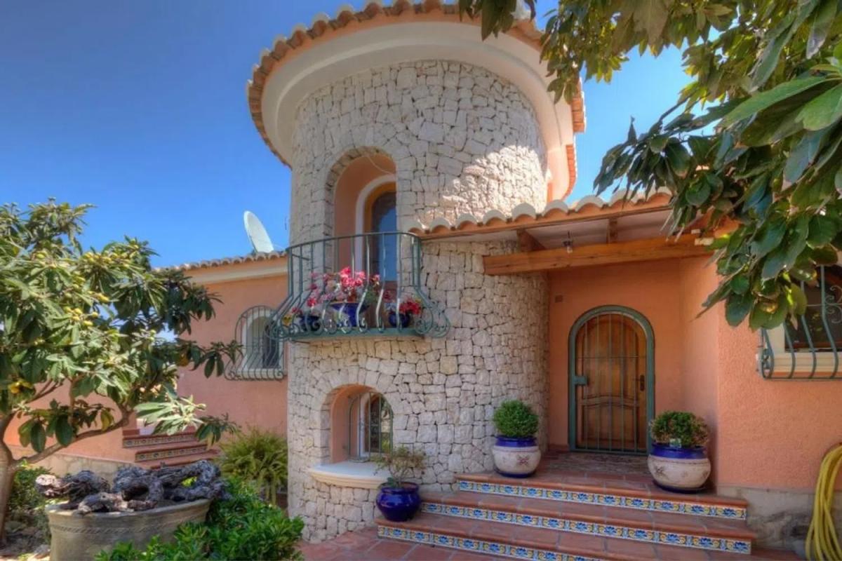 Продажа отдельного шале в  Cala Advocat - Baladrar, Бенисса photo 4