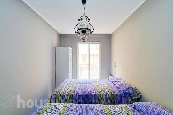 Apartment for sale in Calle Capellà Margall, Novelda thumbnail 2